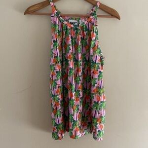 Bouffant’s & Broken Hearts Linen Top